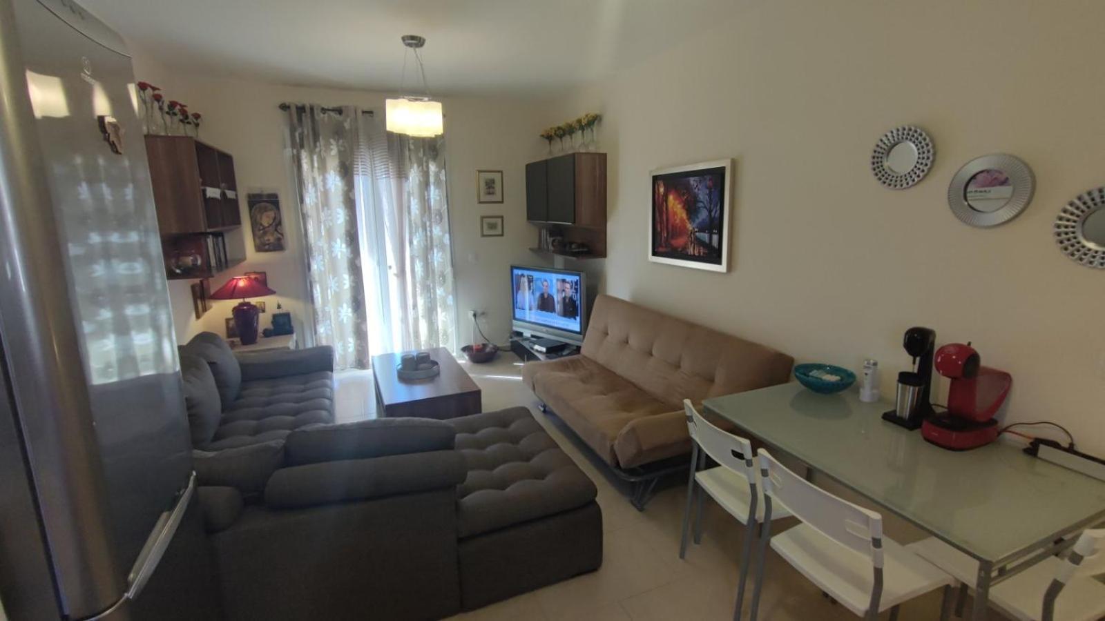 Loukas Apartment *