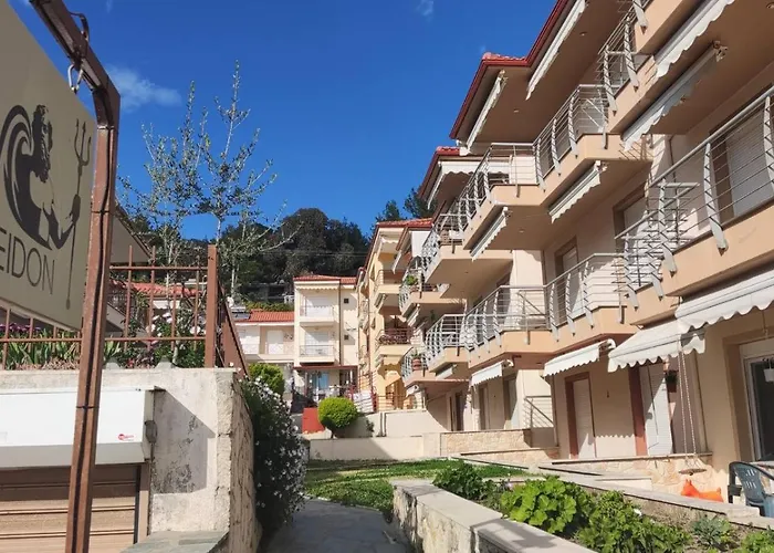 Loukas Apartment