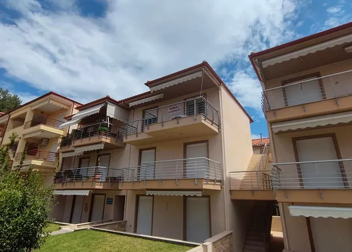 Loukas Apartment